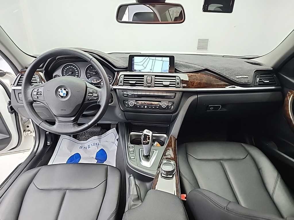 BMW 3시리즈 3시리즈 (F30) 320d xDrive 이미지 7