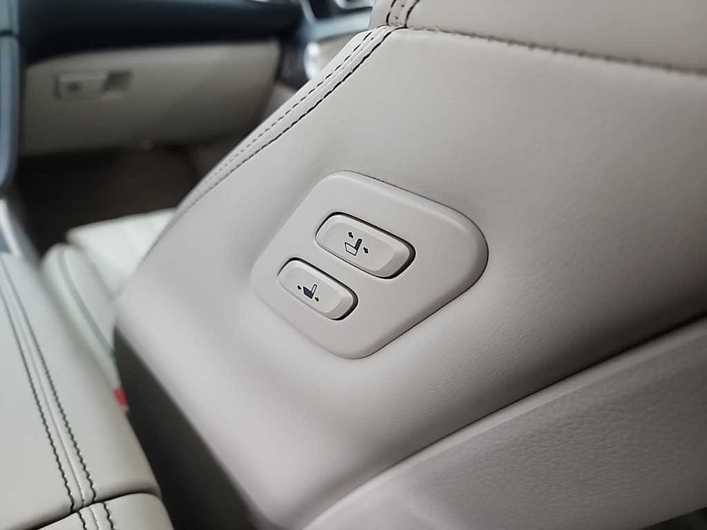 제네시스 G70 2.0T 스포츠 패키지 이미지 14