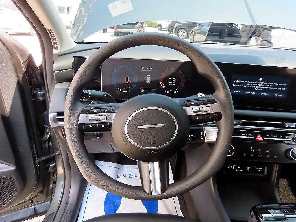 현대 투싼 더 뉴 투싼 (NX4) 디젤 2.0 2WD 모던 이미지 8
