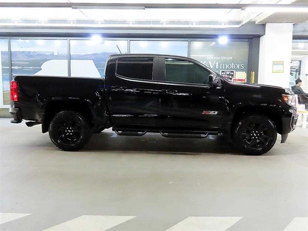 쉐보레 콜로라도 리얼 뉴 콜로라도 3.6 Z71-X 미드나잇 4WD 이미지 3