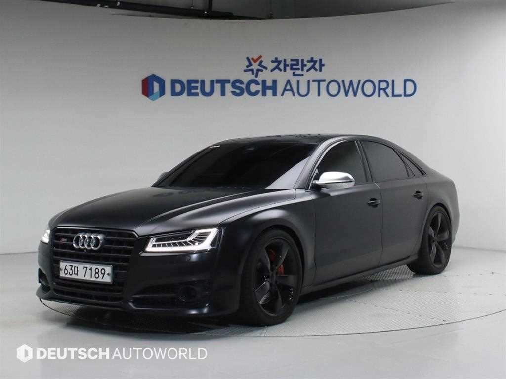 아우디 S8 4.0 TFSI 콰트로 이미지 1