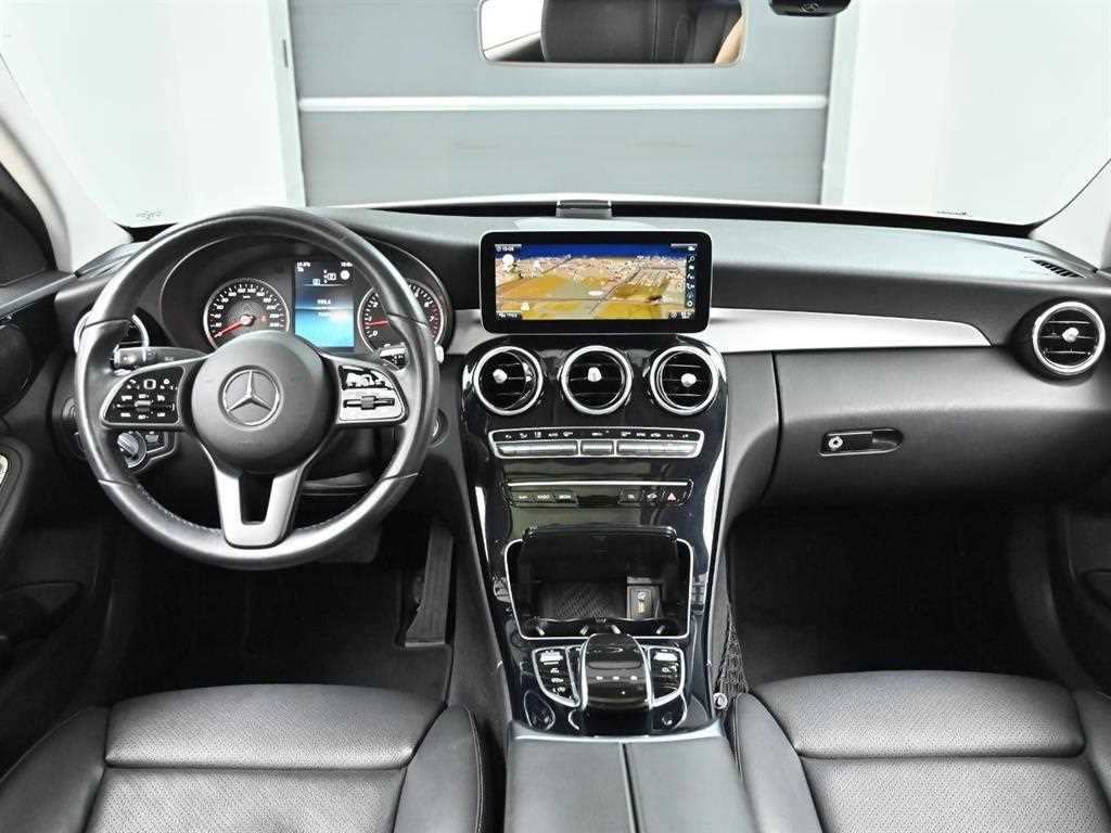 벤츠 C 클래스 C클래스 W205 C200 아방가르드 이미지 7