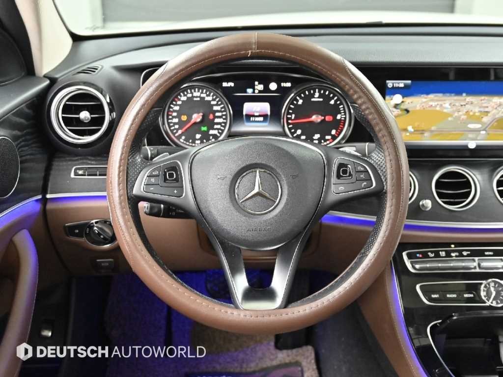 벤츠 E 클래스 E-클래스 W213 E220d 4MATIC 아방가르드 이미지 13