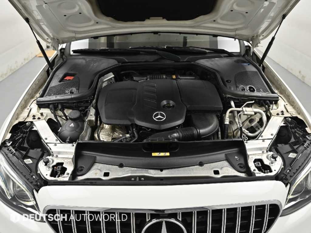 벤츠 E 클래스 E-클래스 W213 E220d 4MATIC 아방가르드 이미지 6