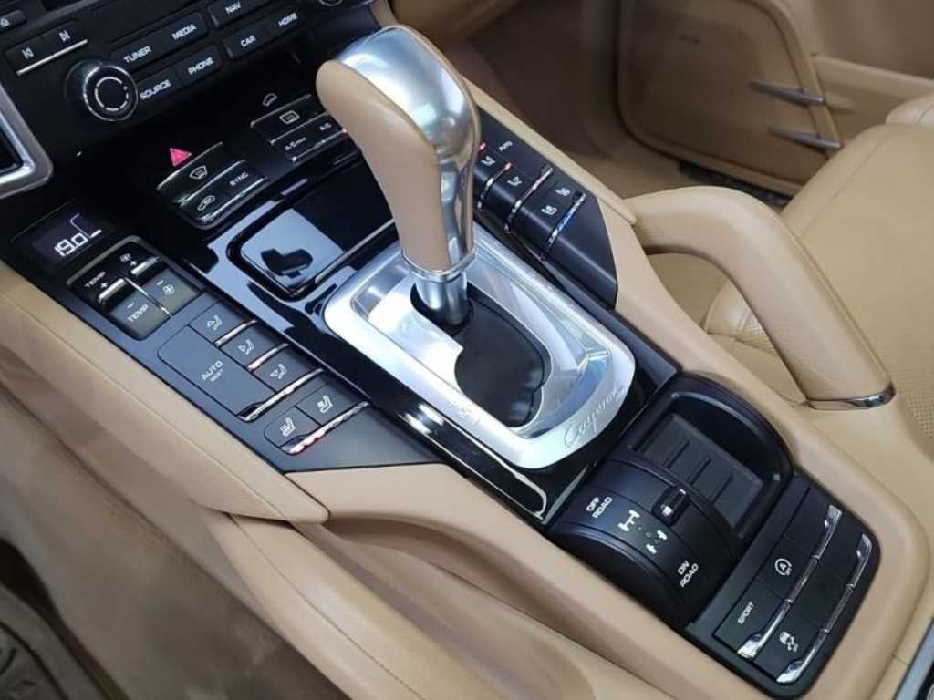 포르쉐 카이엔 뉴 카이엔 3.0 디젤 이미지 11