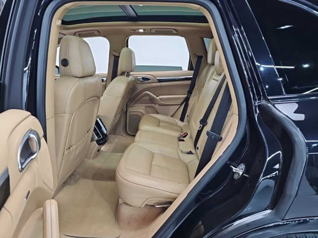포르쉐 카이엔 뉴 카이엔 3.0 디젤 이미지 19