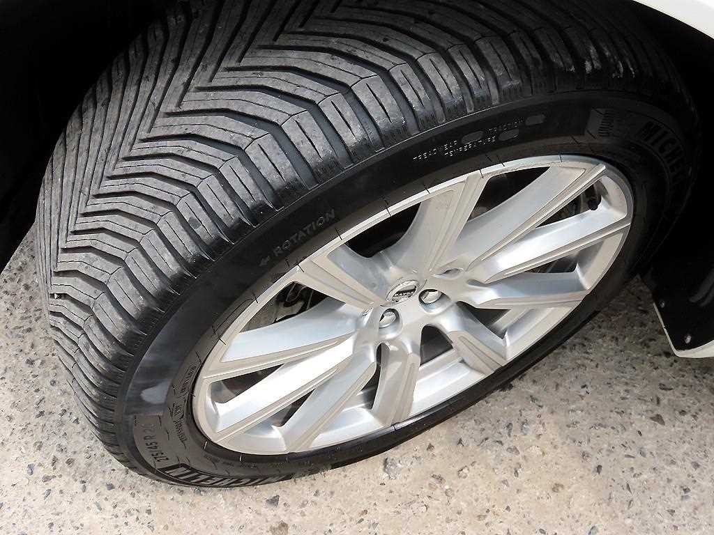 볼보 XC90 XC90 2세대 2.0 T8 AWD 인스크립션 이미지 20