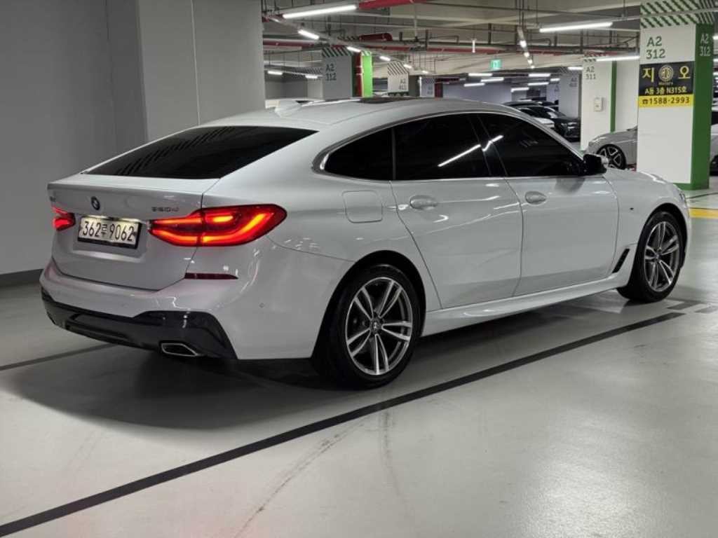 BMW 그란투리스모 6시리즈 GT (G32) 620d M 스포츠 이미지 4
