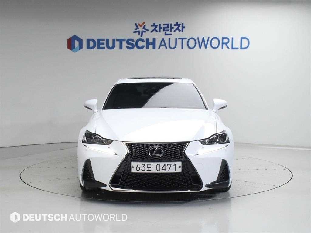 렉서스 IS 뉴IS300 F-SPORT 이미지 3