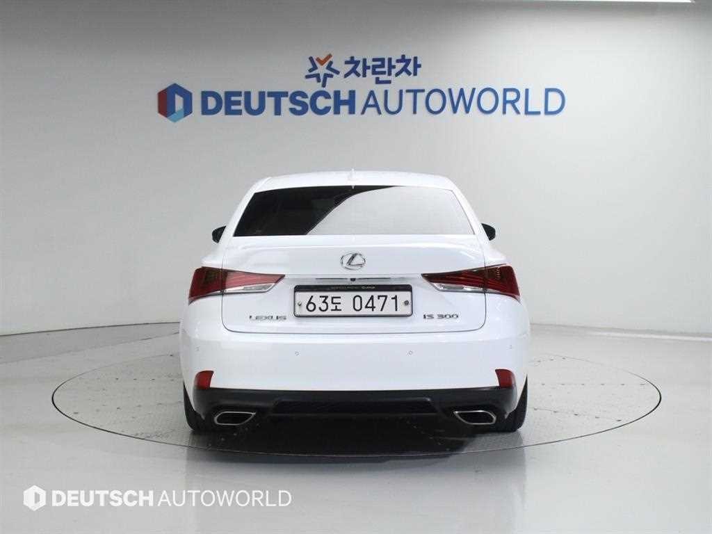 렉서스 IS 뉴IS300 F-SPORT 이미지 4