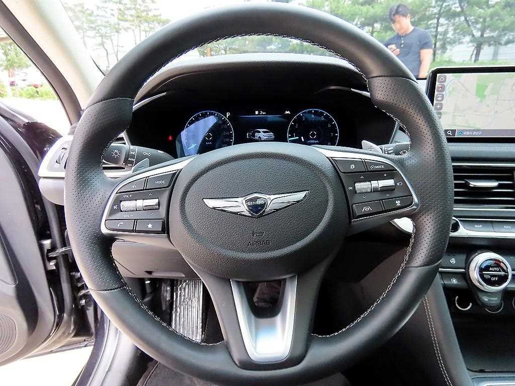 제네시스 G70 더 뉴 G70 가솔린 3.3T 4WD 기본형 이미지 8