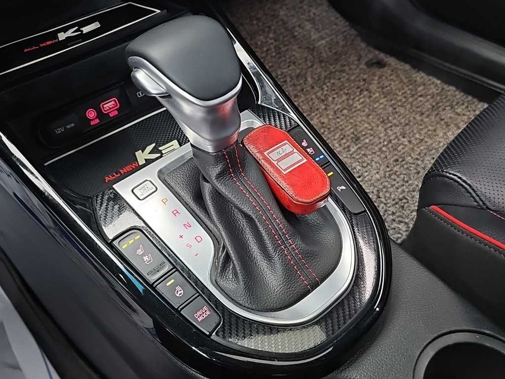 기아 K3 올뉴 K3 5도어 GT 시그니처 이미지 8