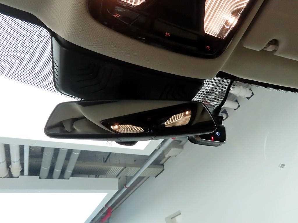 BMW 5시리즈 5시리즈 (G30) 520i M 스포츠 이미지 13