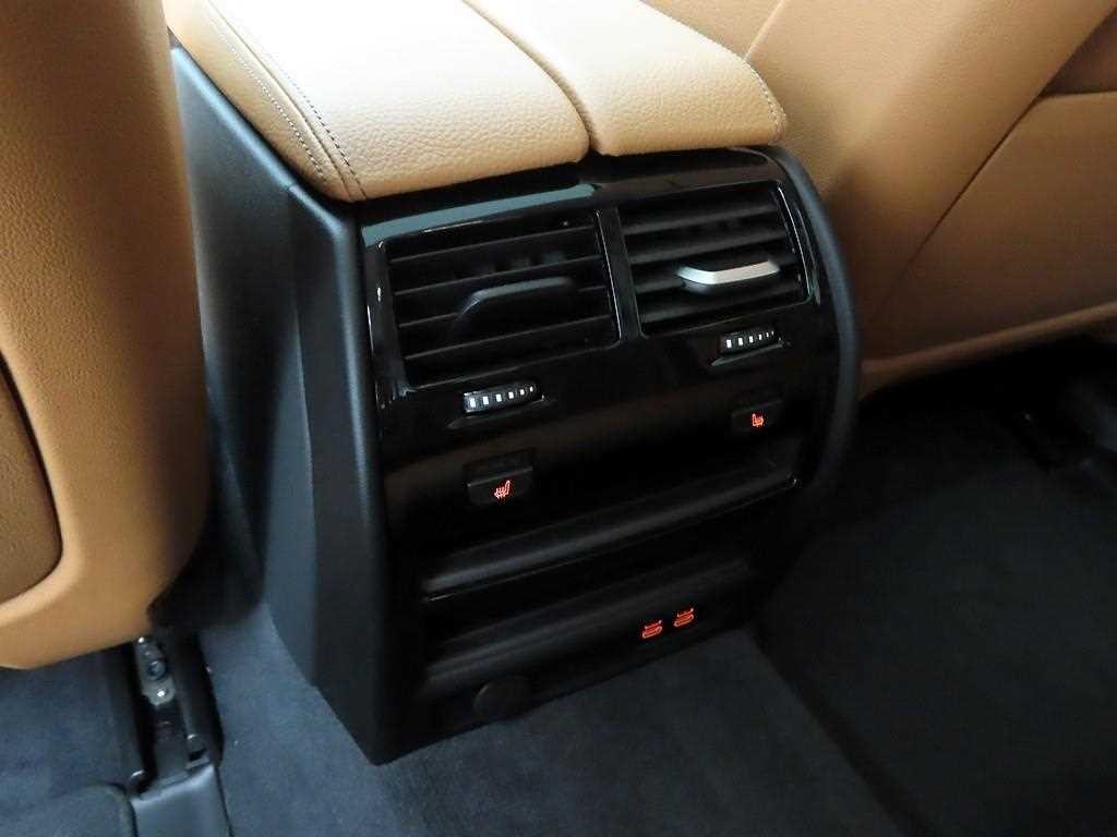 BMW 5시리즈 5시리즈 (G30) 520i M 스포츠 이미지 16