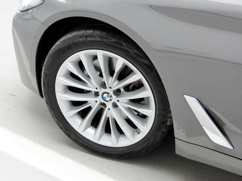 BMW 5시리즈 5시리즈 (G30) 520i M 스포츠 이미지 19