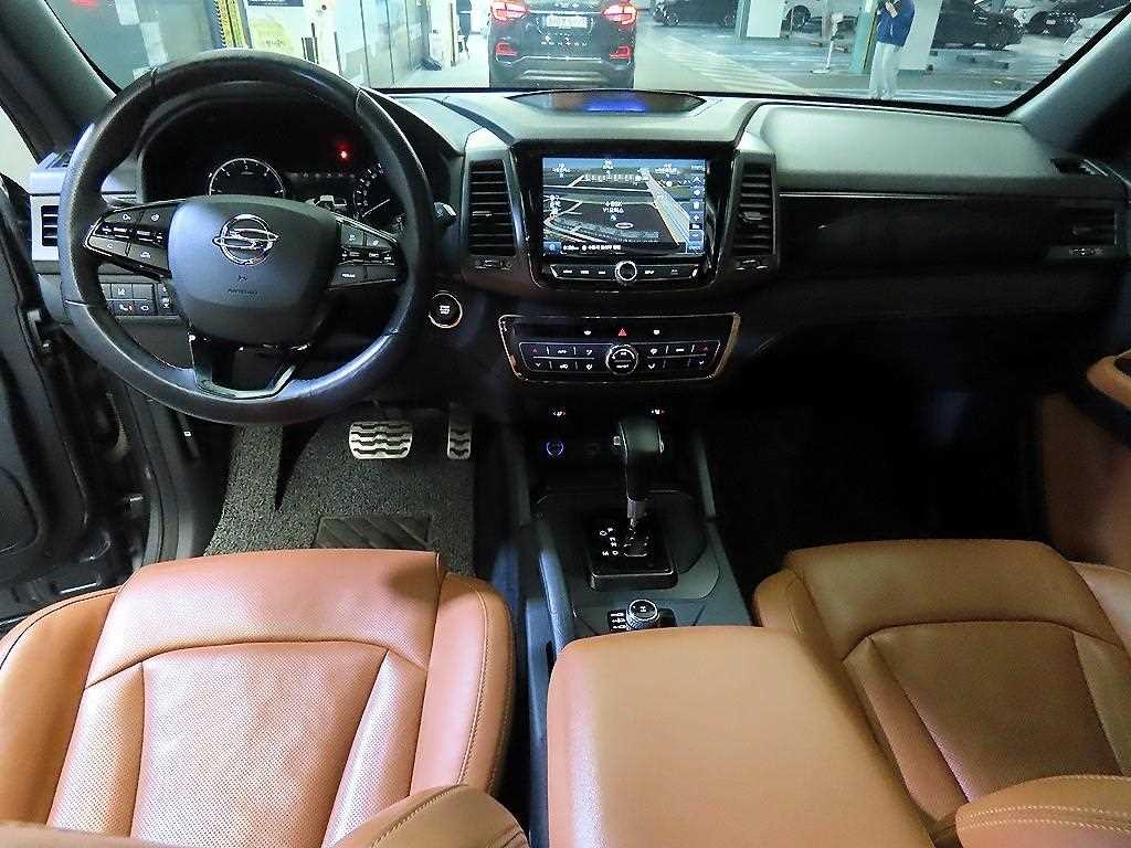 KG모빌리티(쌍용) 렉스턴 더 뉴 렉스턴 스포츠 디젤 2.2 4WD 노블레스 이미지 10