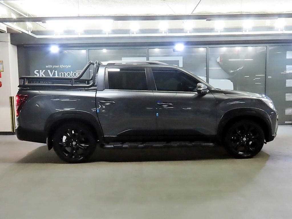 KG모빌리티(쌍용) 렉스턴 더 뉴 렉스턴 스포츠 디젤 2.2 4WD 노블레스 이미지 3