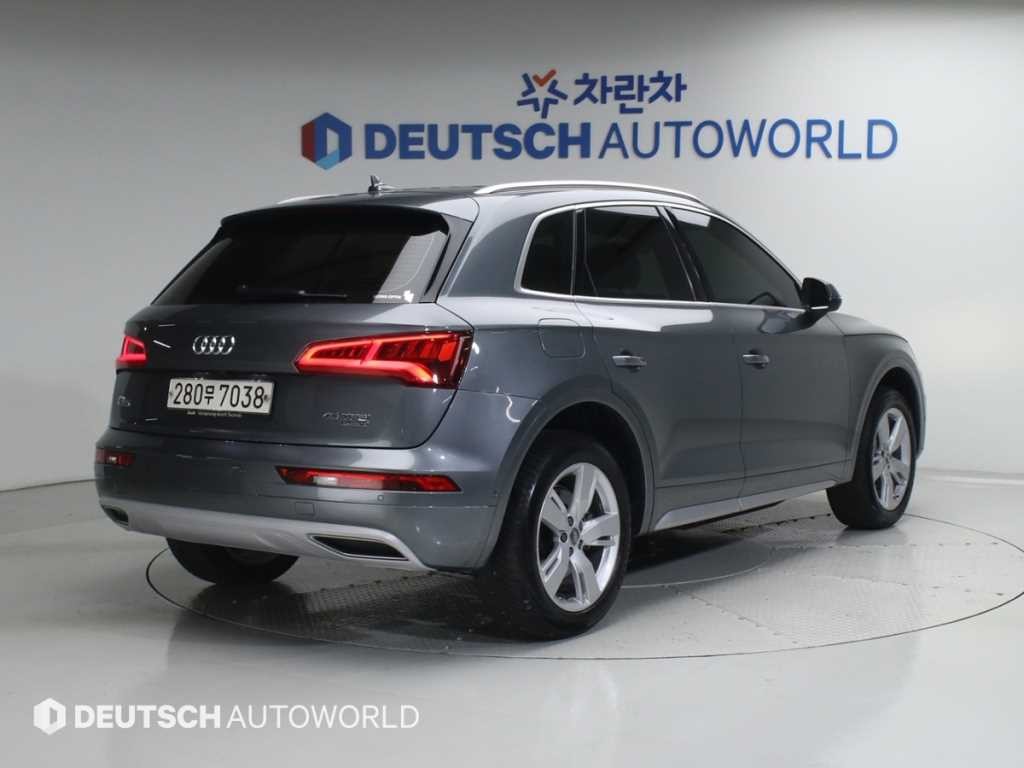 아우디 Q5 Q5 (FY) 45 TFSI 콰트로 이미지 2