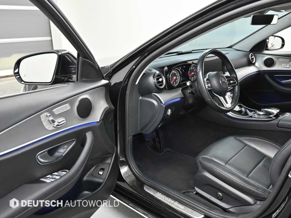 벤츠 E 클래스 E-클래스 W213 E300 아방가르드 이미지 11