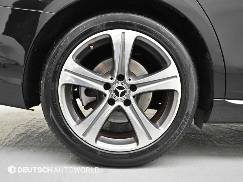벤츠 E 클래스 E-클래스 W213 E300 아방가르드 이미지 5