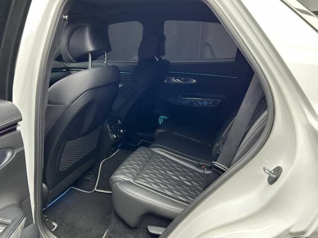 제네시스 GV70 2.5T 가솔린 AWD 스포츠 이미지 6
