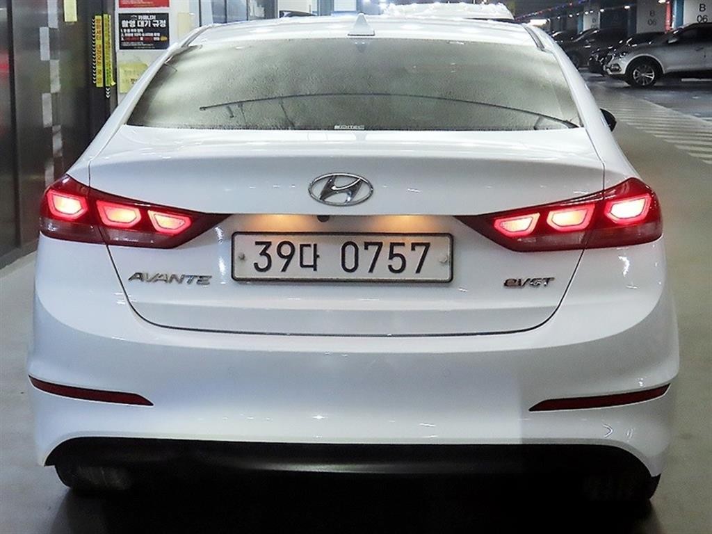 현대 아반떼 아반떼 AD 1.6 e-VGT 스마트 스페셜 이미지 5