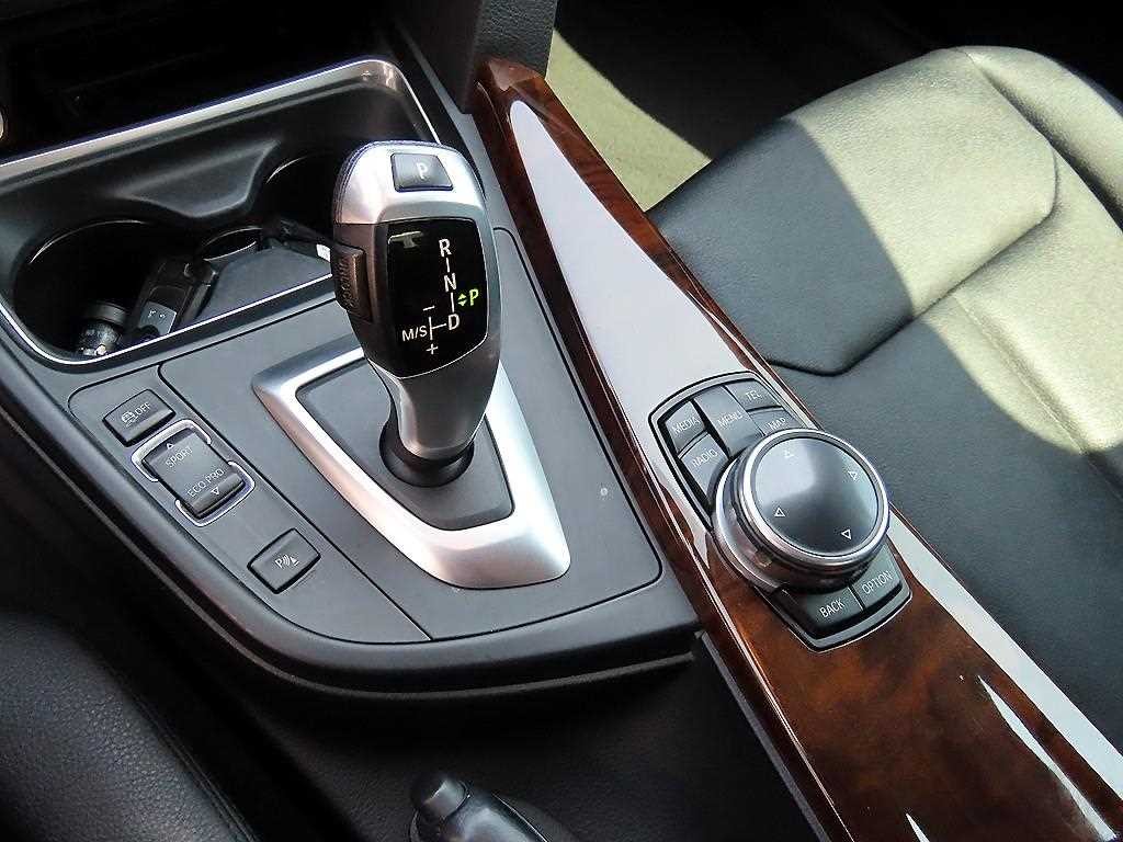 BMW 그란투리스모 3시리즈 GT (F34) GT 320D xDrive 이미지 11