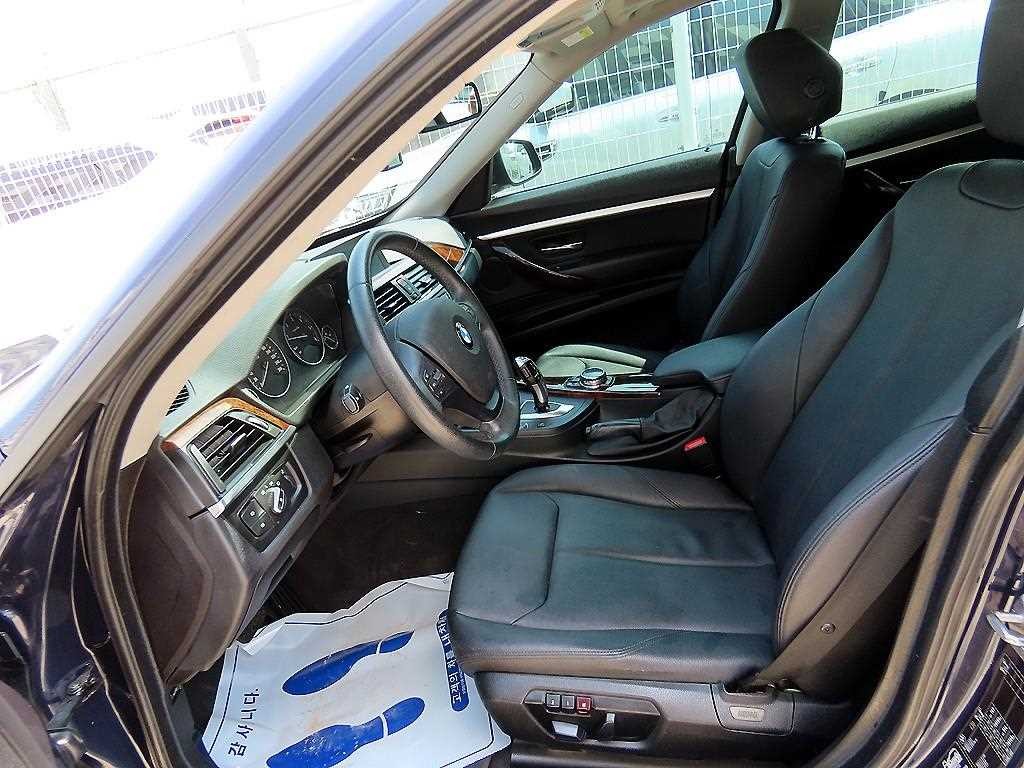 BMW 그란투리스모 3시리즈 GT (F34) GT 320D xDrive 이미지 5