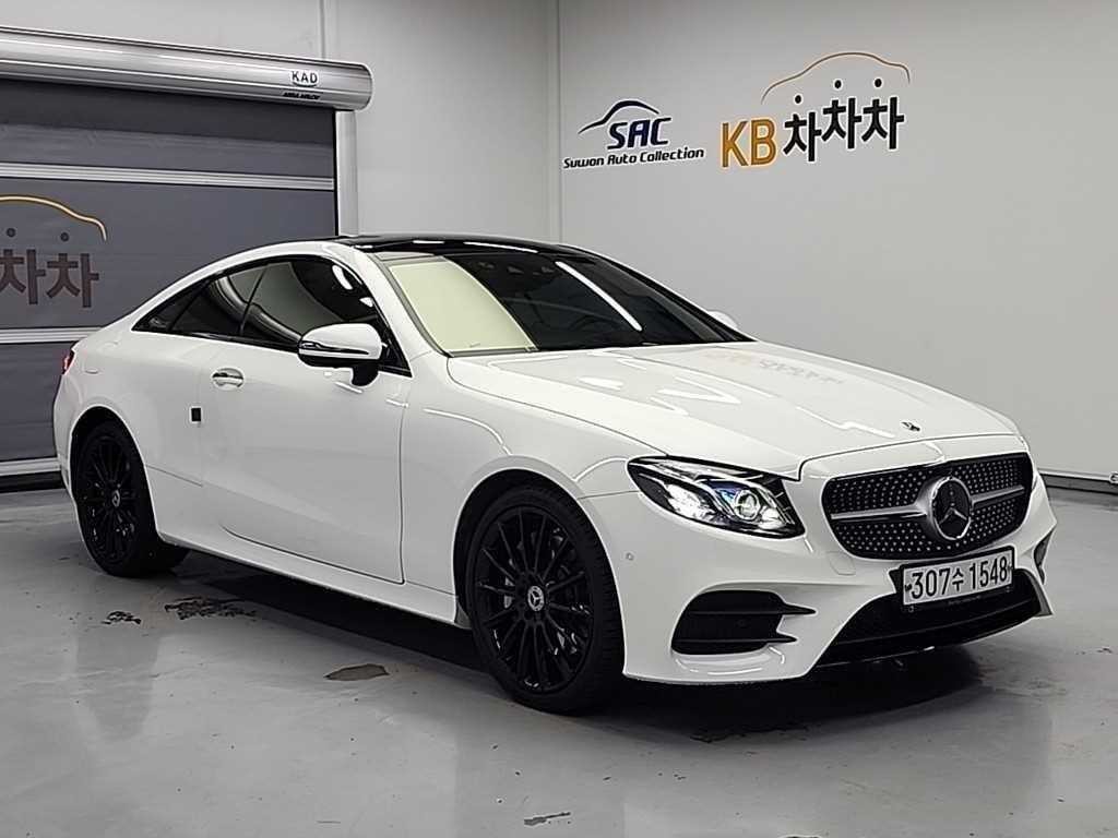 벤츠 E 클래스 E-클래스 W213 E450 4MATIC 쿠페 이미지 4
