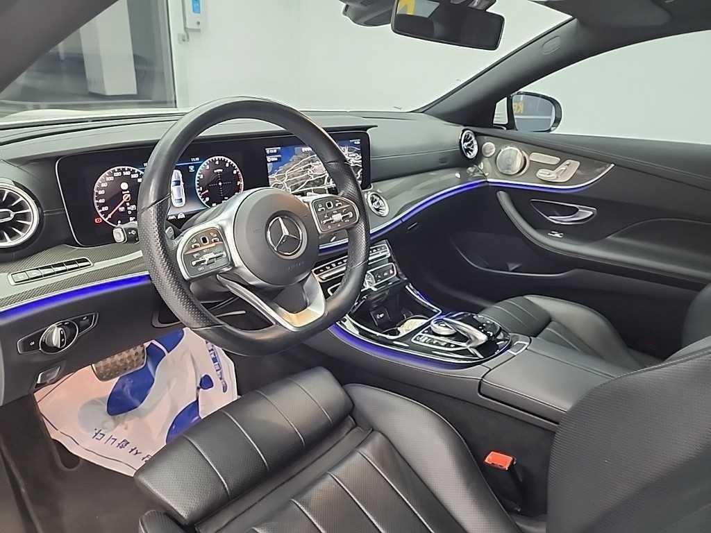 벤츠 E 클래스 E-클래스 W213 E450 4MATIC 쿠페 이미지 7