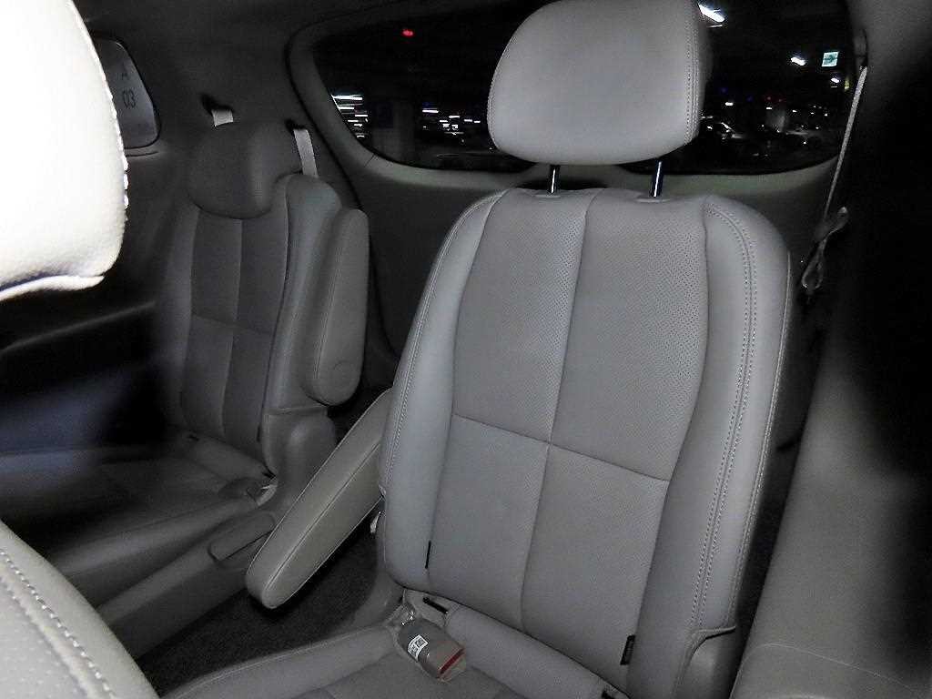 기아 카니발 더 뉴 카니발 디젤 9인승 노블레스 스페셜 이미지 8