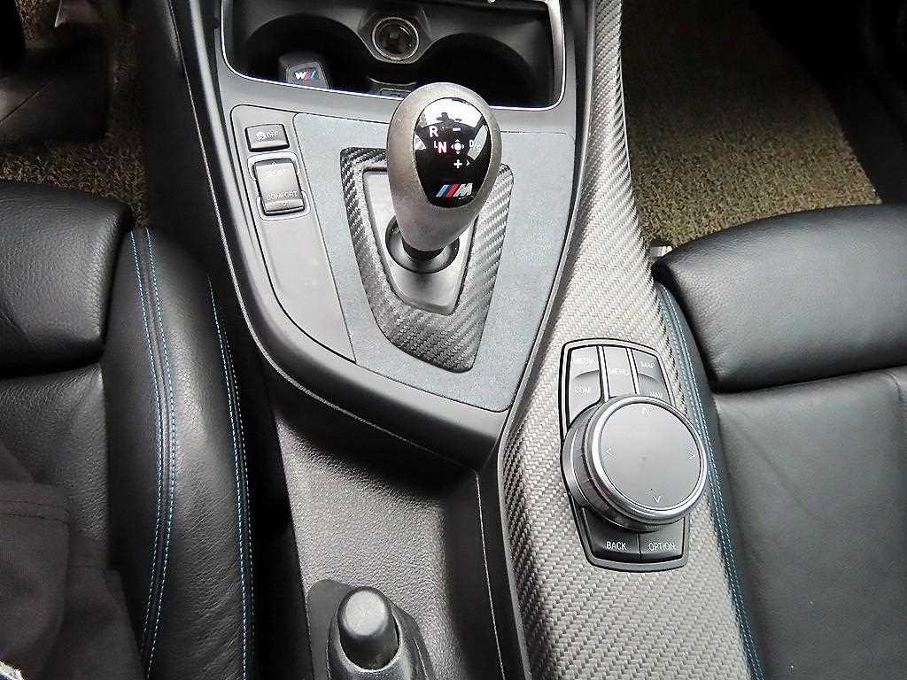 BMW 2시리즈 M2 (F87) 쿠페 이미지 10