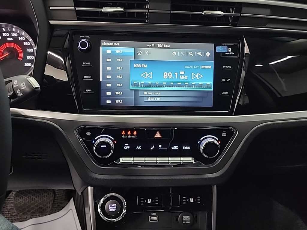 KG모빌리티(쌍용) 코란도 뷰티풀코란도 2WD 가솔린 1.5 C5 이미지 10