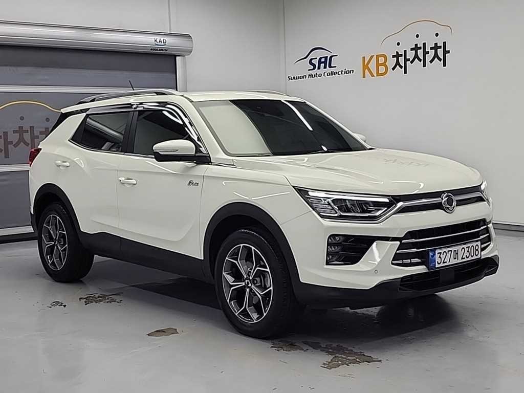 KG모빌리티(쌍용) 코란도 뷰티풀코란도 2WD 가솔린 1.5 C5 이미지 4
