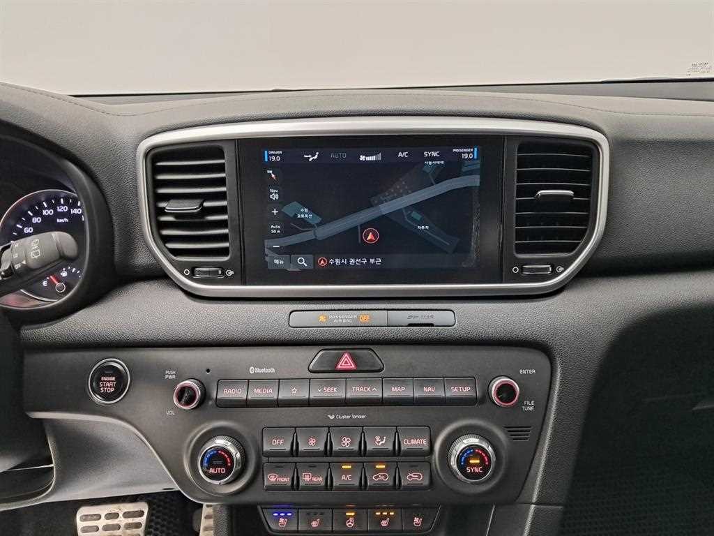 기아 스포티지 스포티지 더 볼드 2.0 디젤 2WD 프레스티지 이미지 9