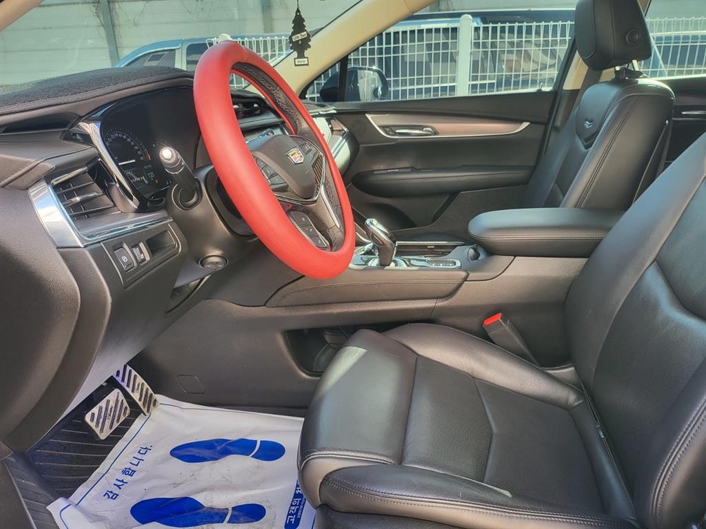캐딜락 XT5 3.6 프리미엄 AWD 이미지 5