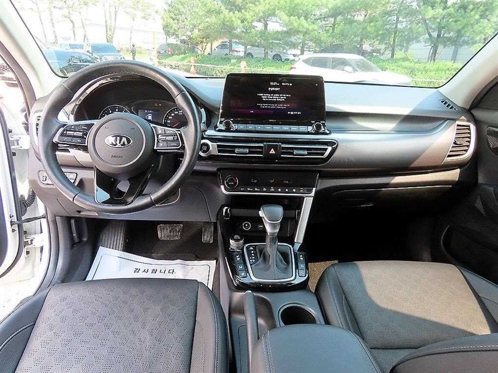 기아 셀토스 가솔린 1.6 터보 2WD 프레스티지 이미지 7
