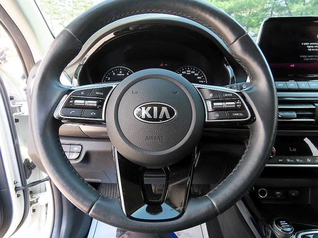 기아 셀토스 가솔린 1.6 터보 2WD 프레스티지 이미지 8