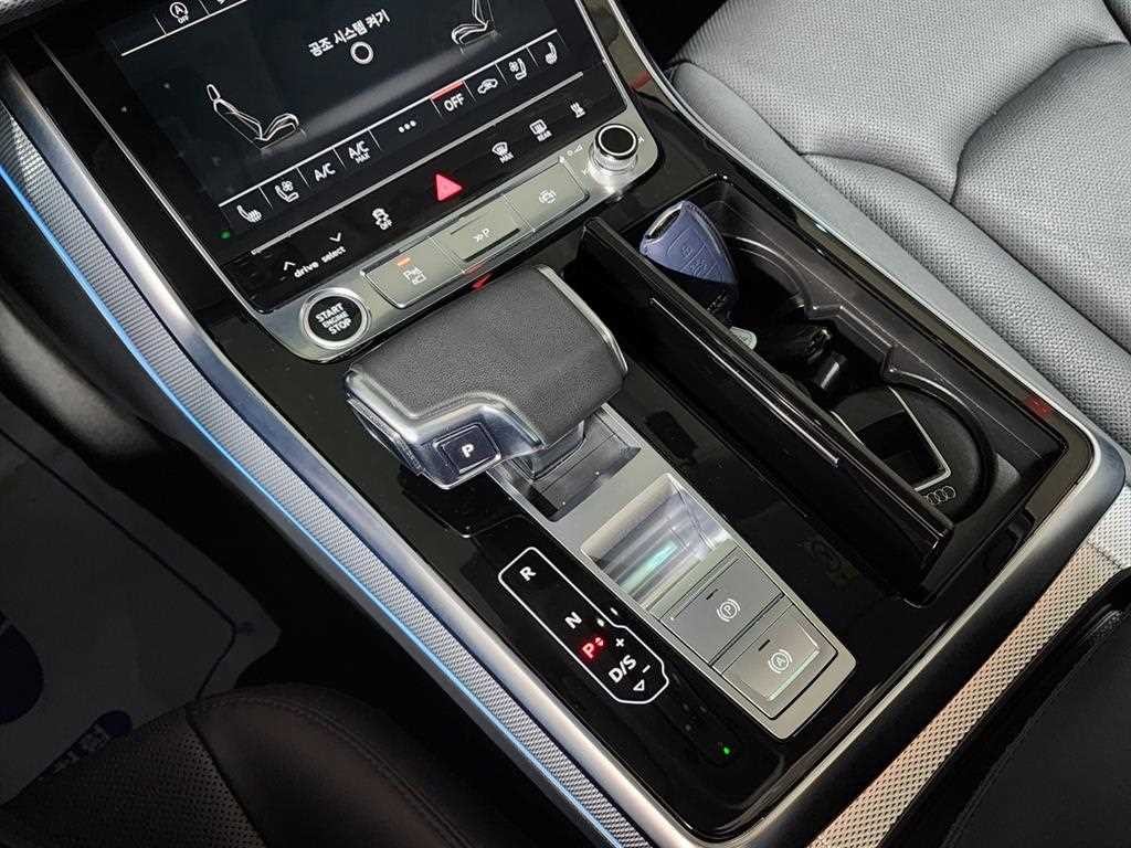 아우디 Q7 Q7 (4M) 45 TDI 콰트로 이미지 16