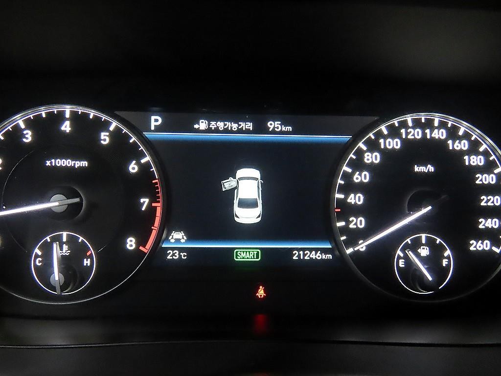 제네시스 EQ900 3.8 GDI AWD 프리미엄 럭셔리 이미지 9