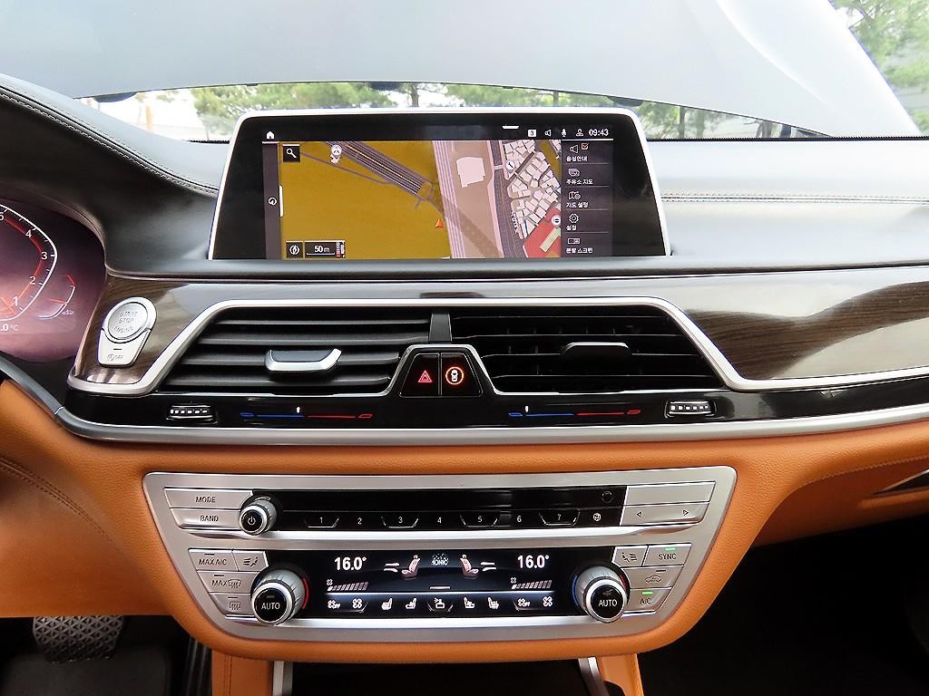 BMW 7시리즈 7시리즈 (G11) 740i 디자인 퓨어 엑설런스 이미지 13