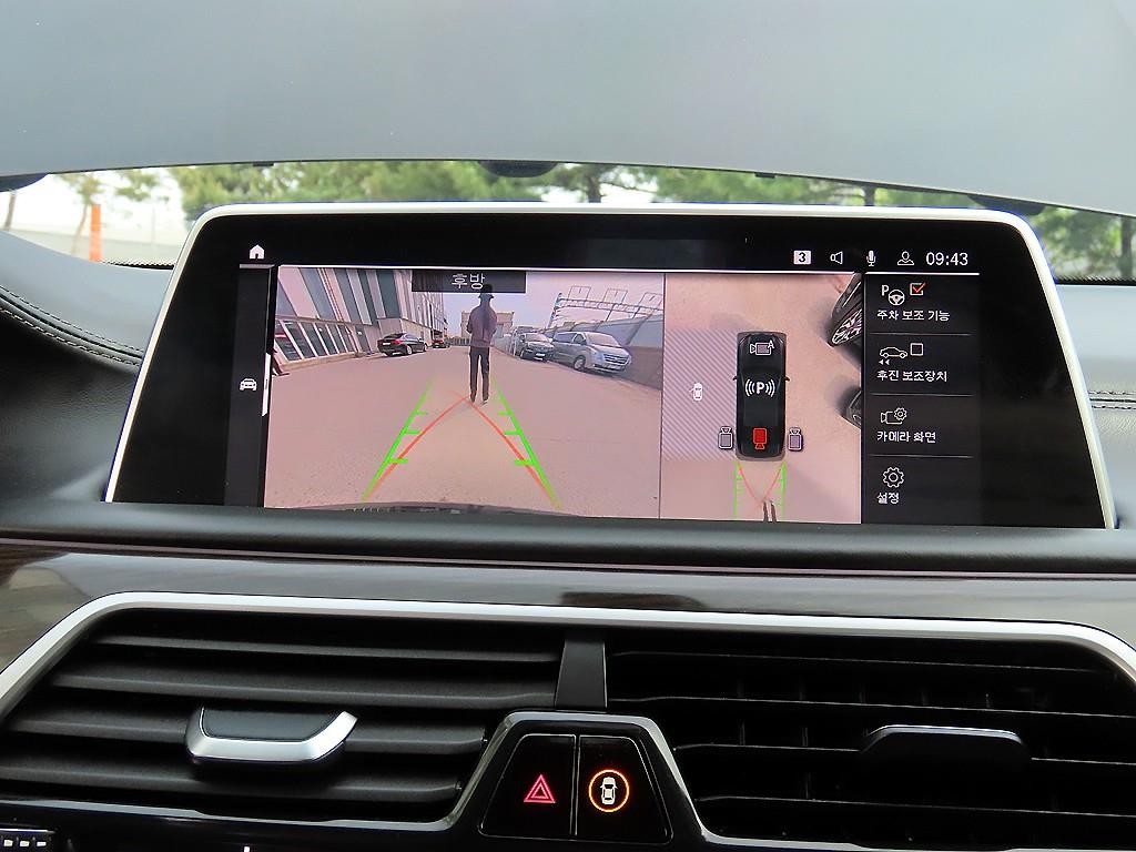 BMW 7시리즈 7시리즈 (G11) 740i 디자인 퓨어 엑설런스 이미지 15