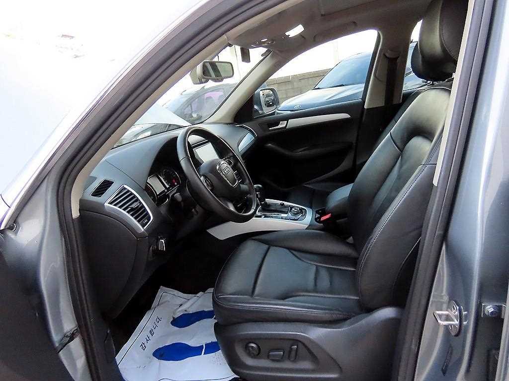 아우디 Q5 2.0 TDI 콰트로 이미지 5