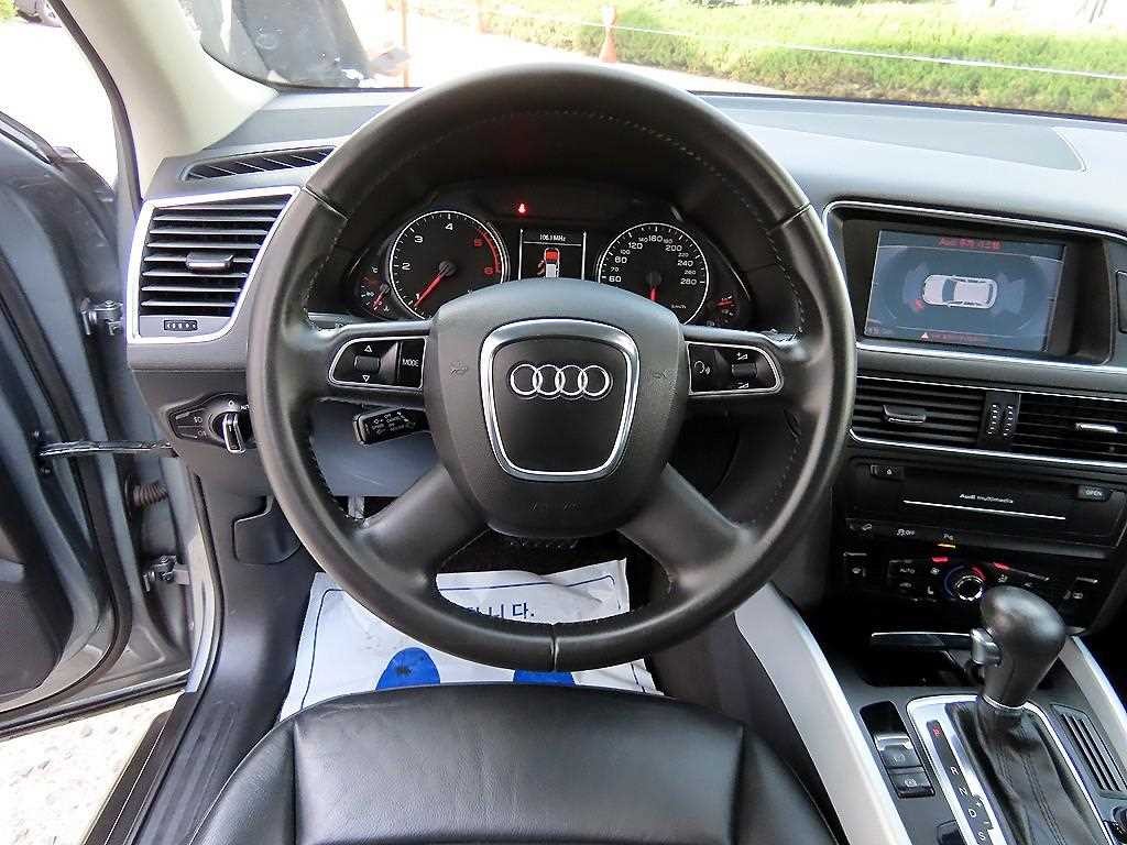 아우디 Q5 2.0 TDI 콰트로 이미지 8