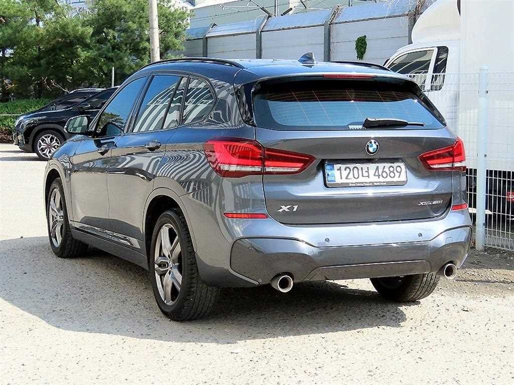 BMW X1 X1 (F48) xDrive 20i M 스포츠 이미지 3
