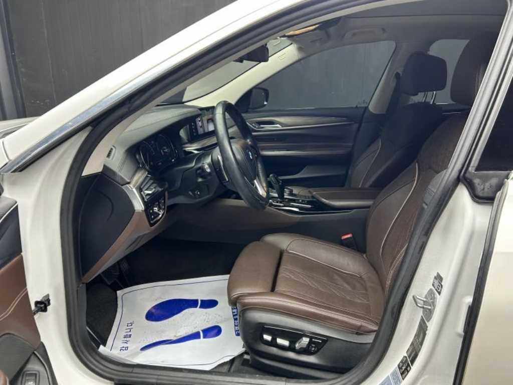 BMW 그란투리스모 6시리즈 GT (G32) 630D XDRIVE 럭셔리 이미지 6