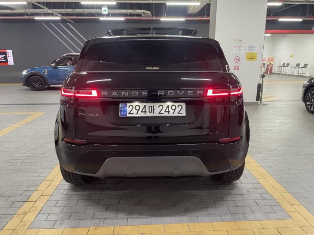 랜드로버 레인지로버 이보크 레인지로버 이보크 2세대 P250 S 이미지 3