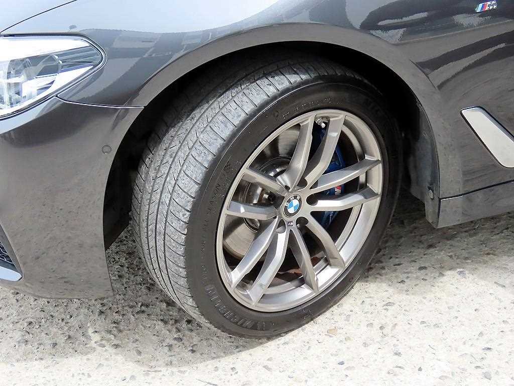 BMW 5시리즈 5시리즈 (G30) 530i xDrive M 스포츠 이미지 20
