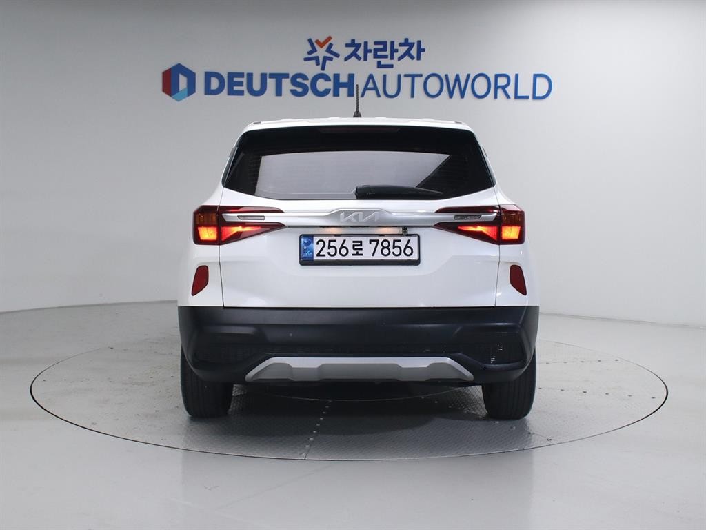 기아 셀토스 디젤 1.6 4WD 트렌디 이미지 4