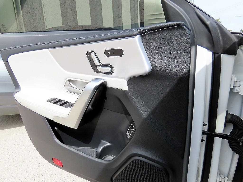 벤츠 CLA 클래스 CLA클래스 C118 CLA 250 4MATIC 이미지 12